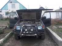 Mitsubishi Продам запчасти на машину паджеро 2