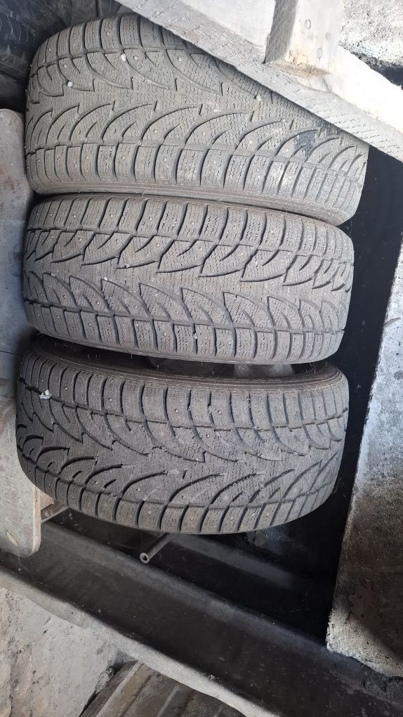 245/45 R18 шипованная резина!