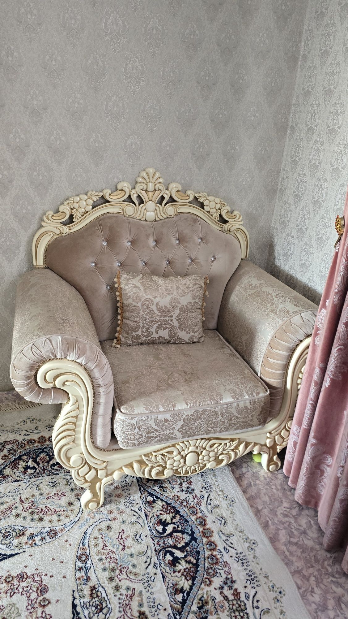Продам срочно торг есть