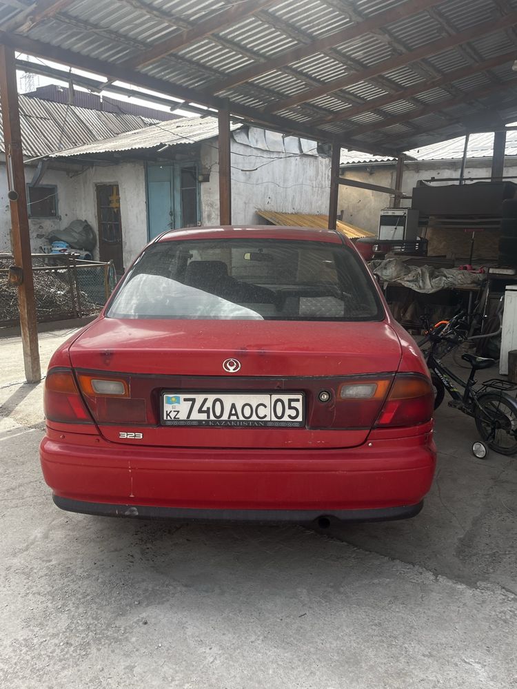 Продам Мазда 323