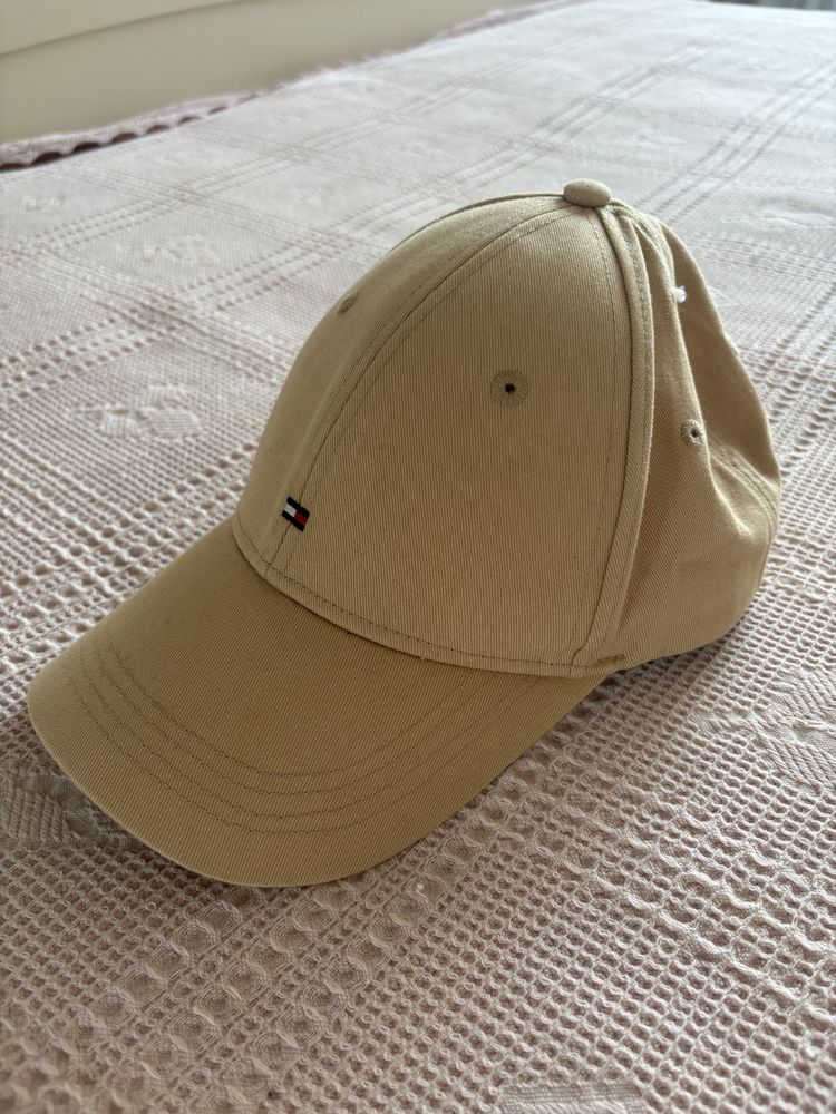 Кепка женская Tommy Hilfiger