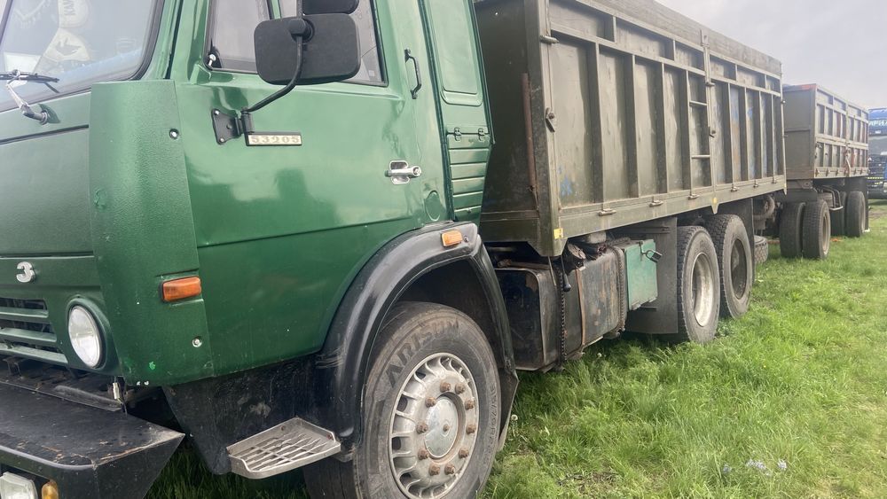 Камаз 4510 с прицепом. Зерновоз.