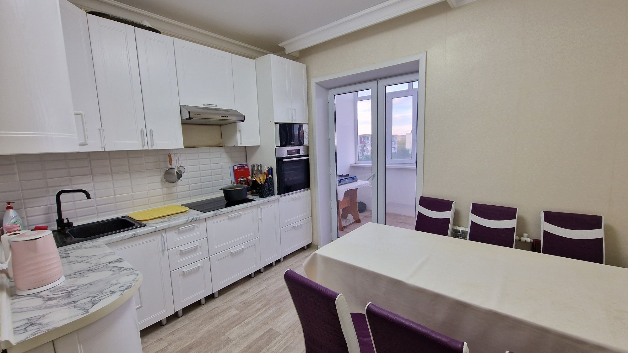 Продам 3 комнатную квартиру в мобиле