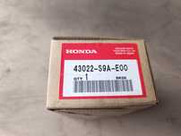 Колодки задние на Honda CR-V rd5