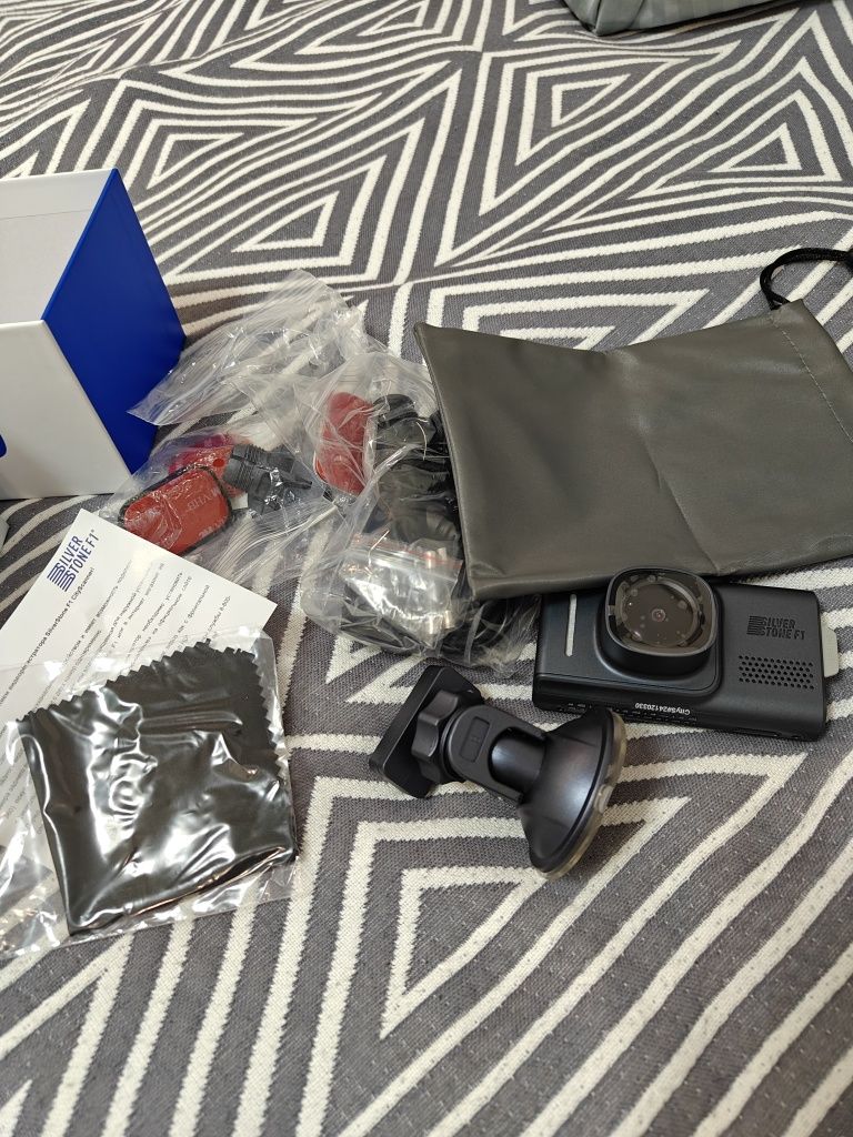 Продам видеорегистратор Silverstone