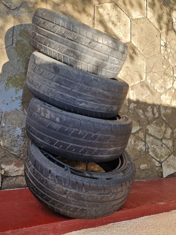 Шины 215/55 R17 10шт бар жагдайлары жаксы штугы 5000к