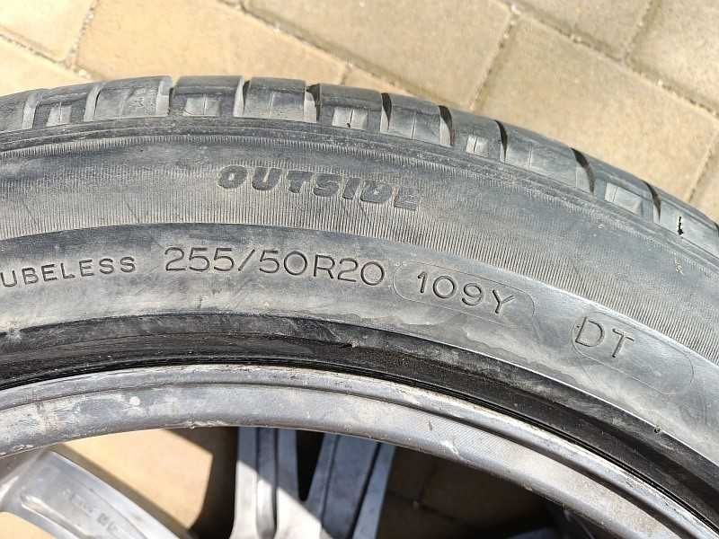 Одна шина 255/50 R20 - "Michelin Latitude Diamaris" (Италия), летняя.