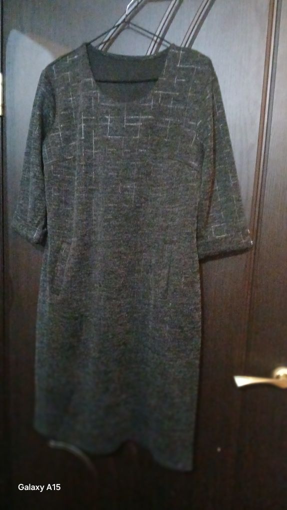 Продам женские платья накидку кружевн