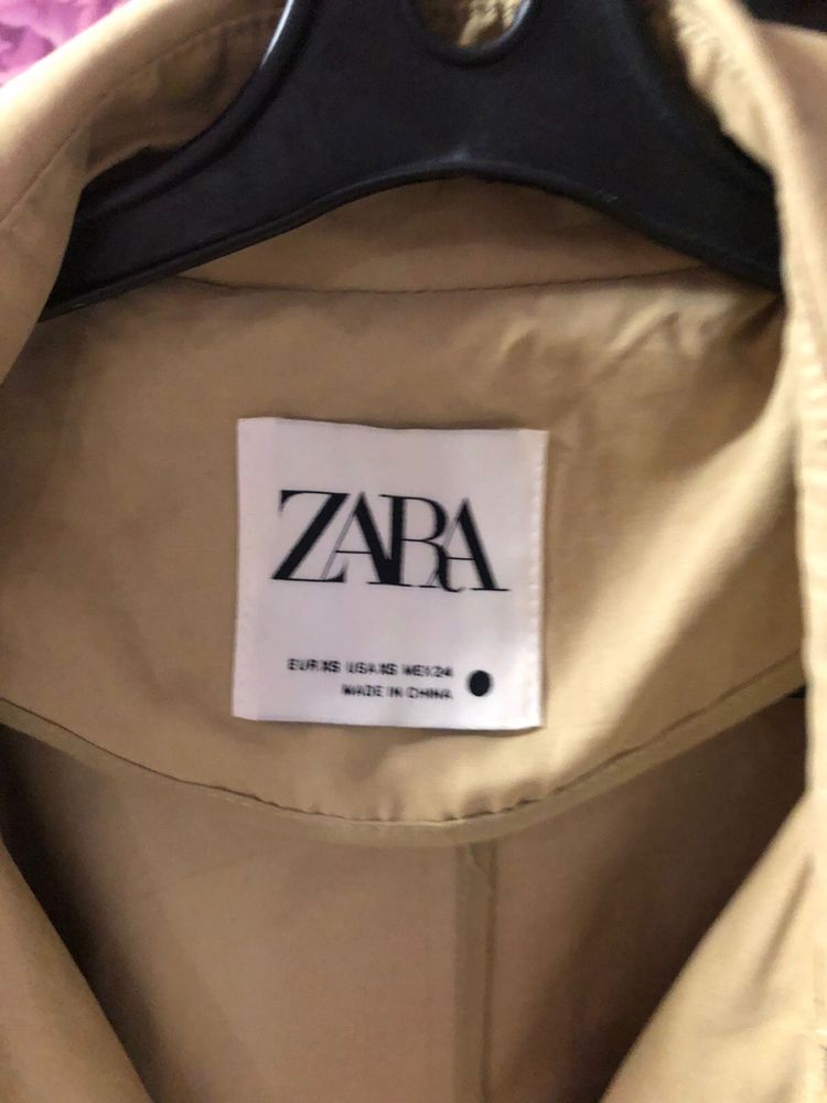 Продается тренч Zara