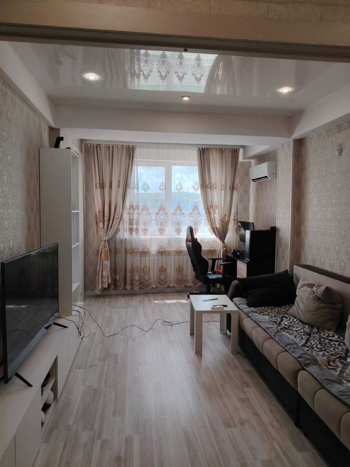 Продам 2-х квартиру 56 кв.м 9/10 ул. Казыбек Би д.1