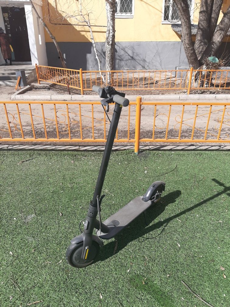 Продам Самокат Xiaomi