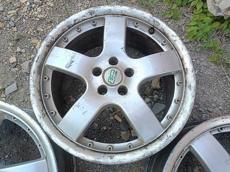 Продам оригинальные легкосплавные диски "EMR" на Subaru