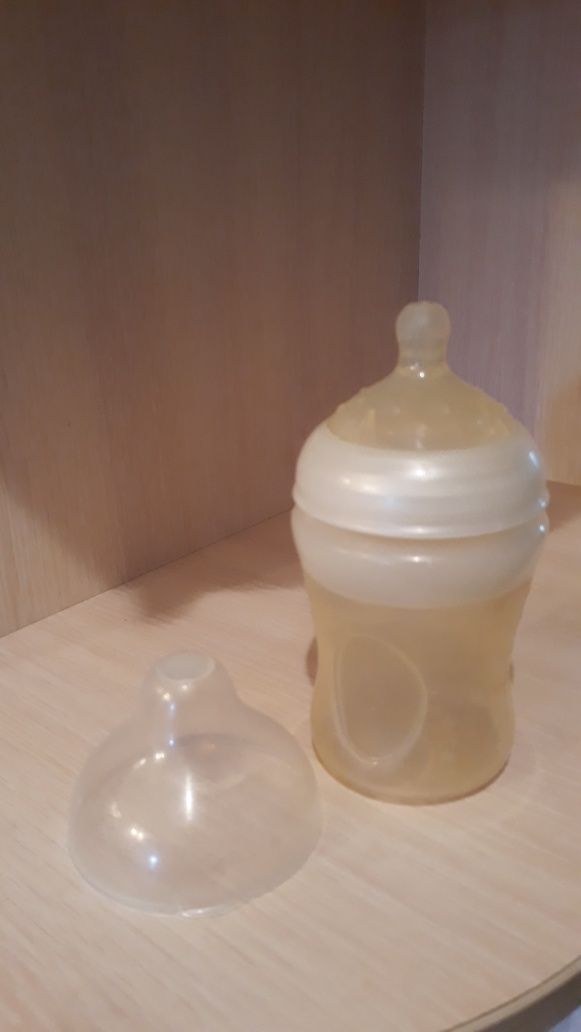 Силиконовая бутылочка "Nuby"