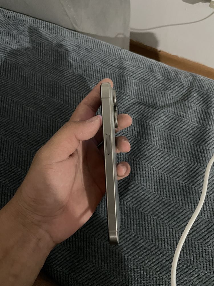 aplle iphone 15 pro