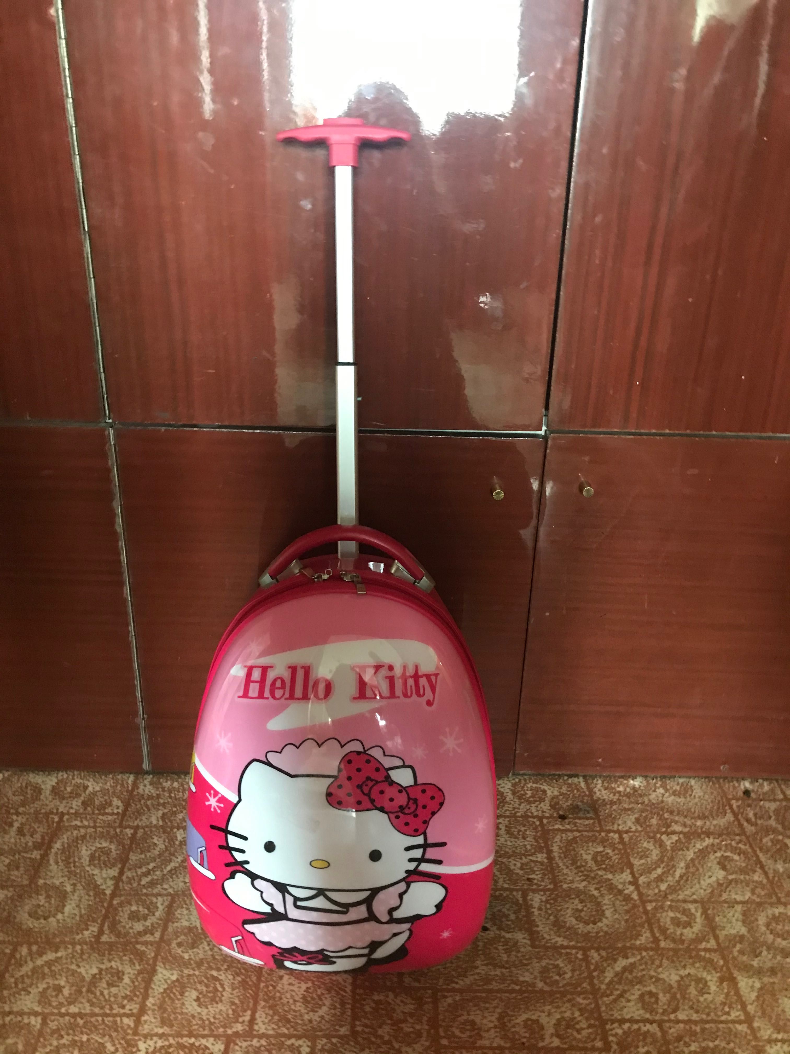 легкий прочный детский чемодан
