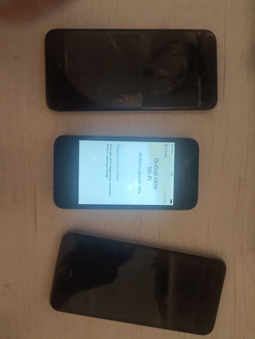 На запчасти IPhone 4