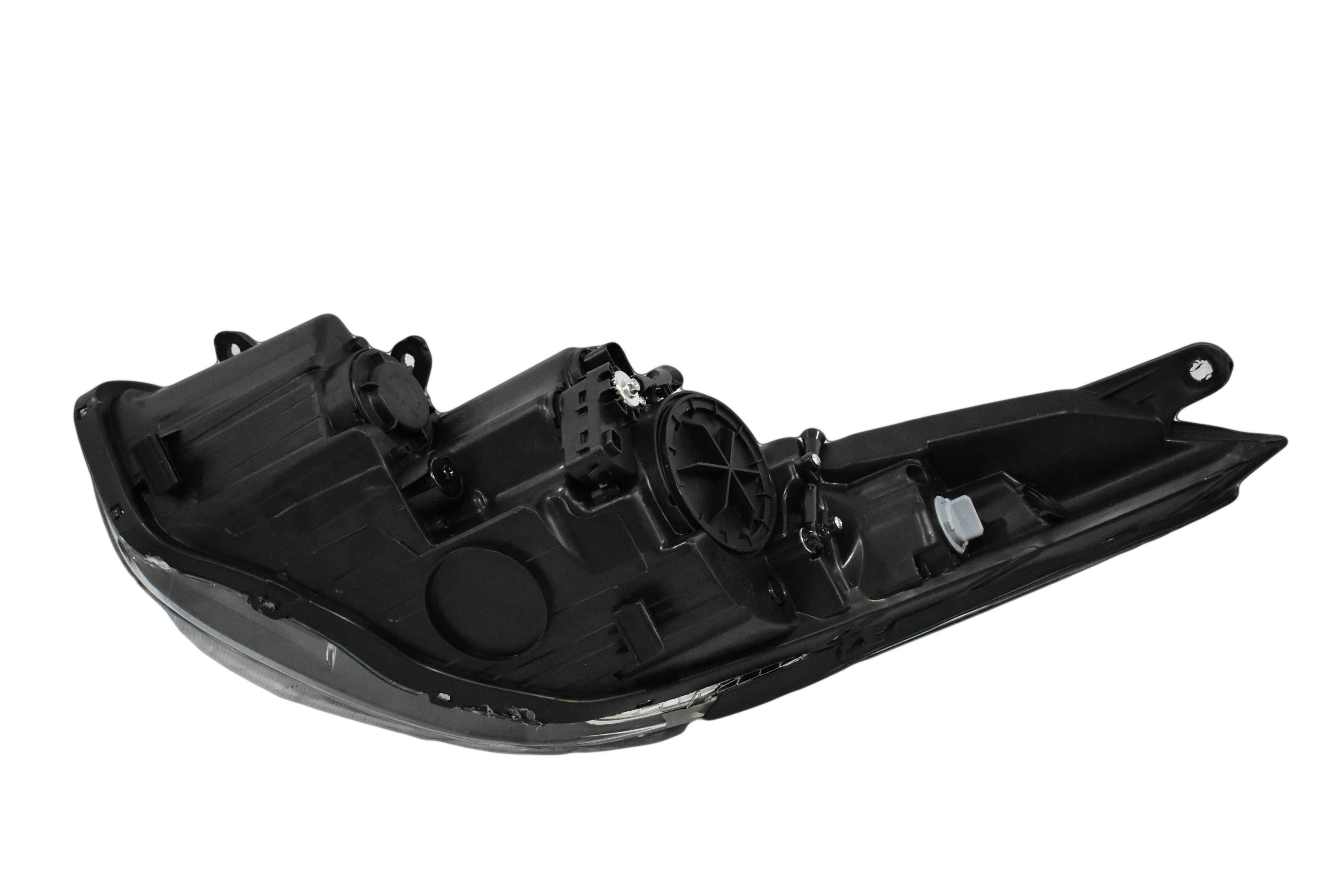 Фара RH Elantra MD 14-