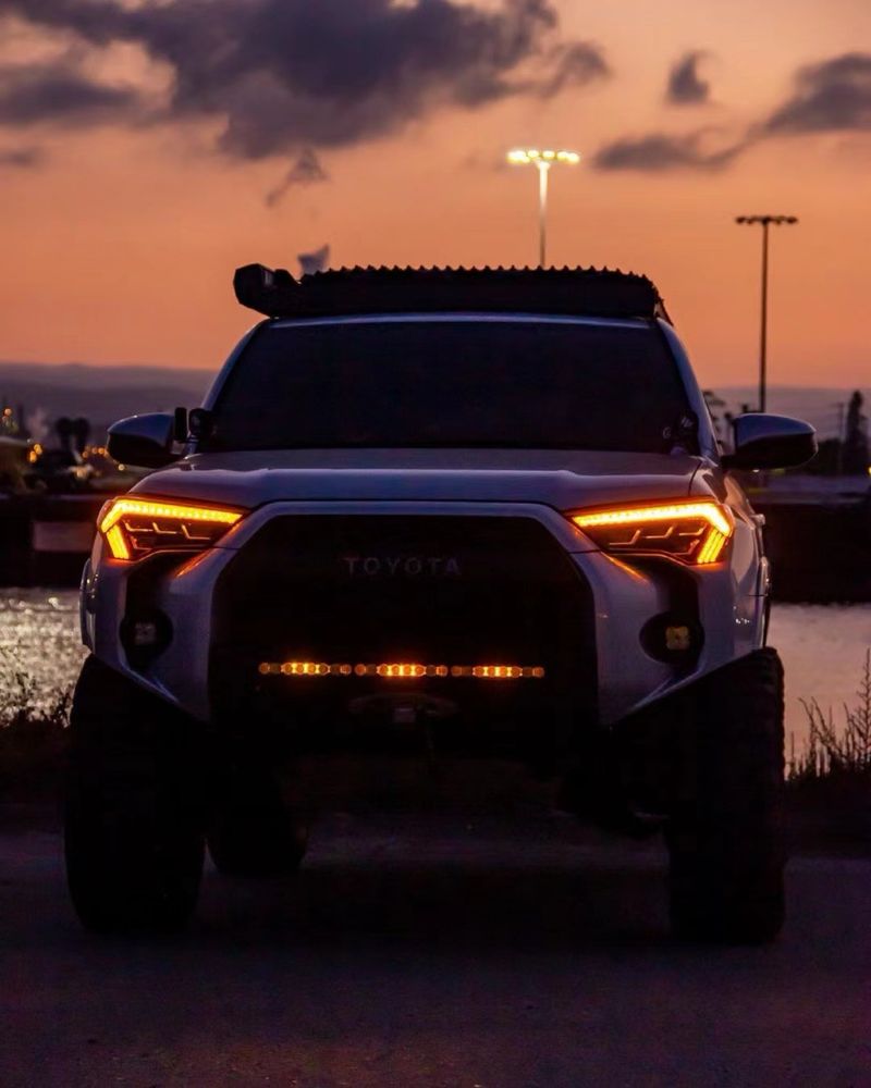 Toyota 4runner фары LED