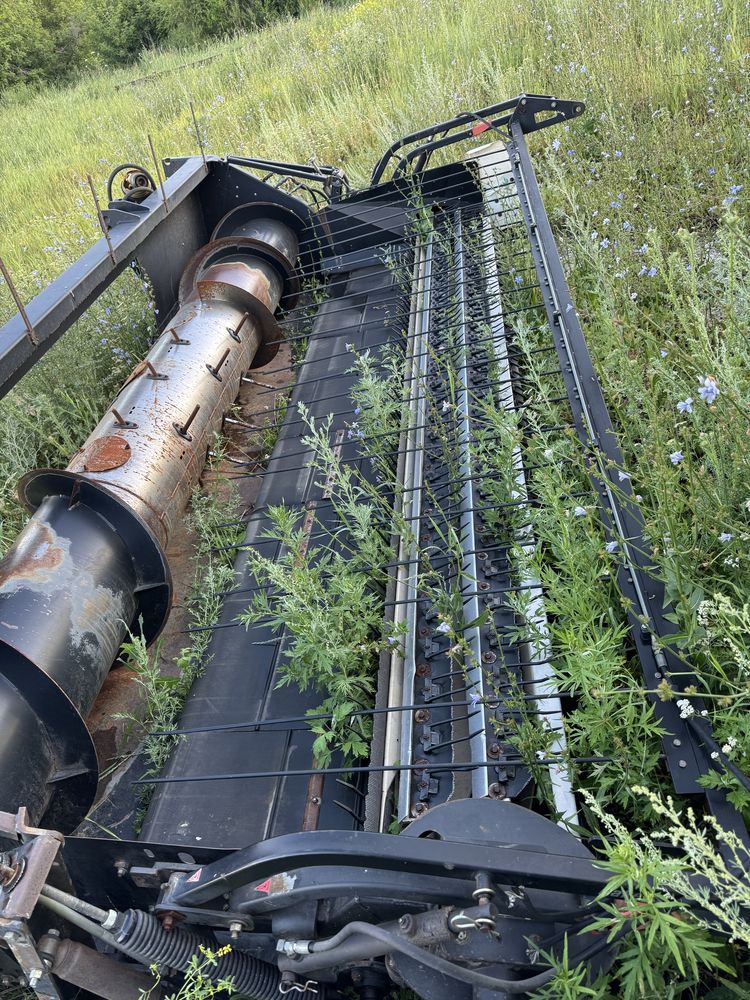 Продам подборщик Claas p420