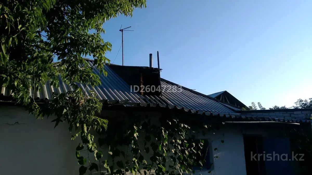 Продам дом на улице Радищева, между Найманбаева и Валиханова. Гай, мпс