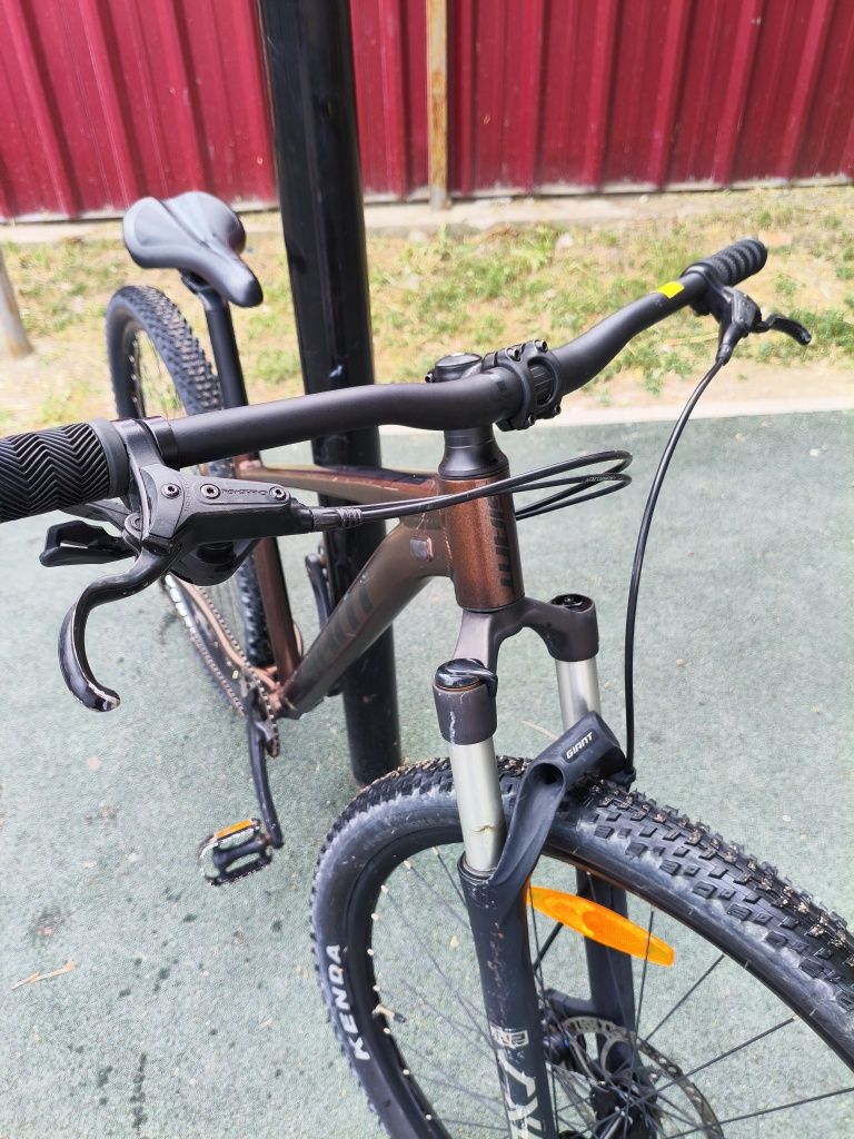 Продам велосипед giant talon 29 1 — Hardtail XC, 2022
