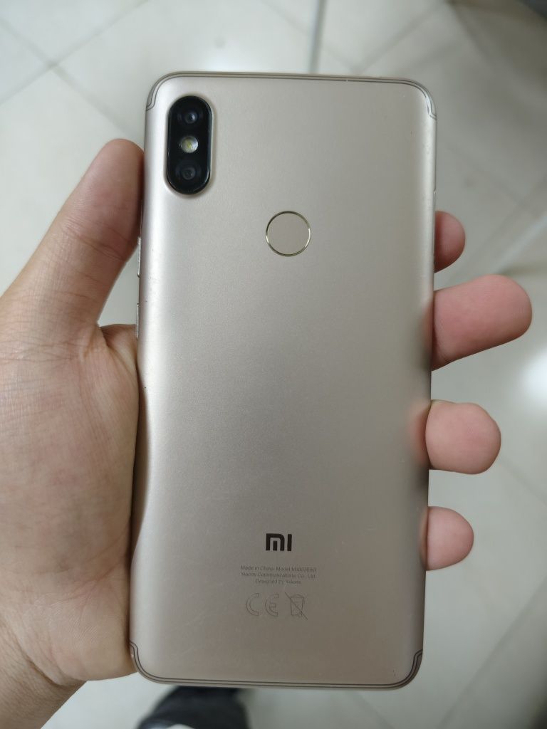 Продам redmi s2 3/32 в хорошем состоянии