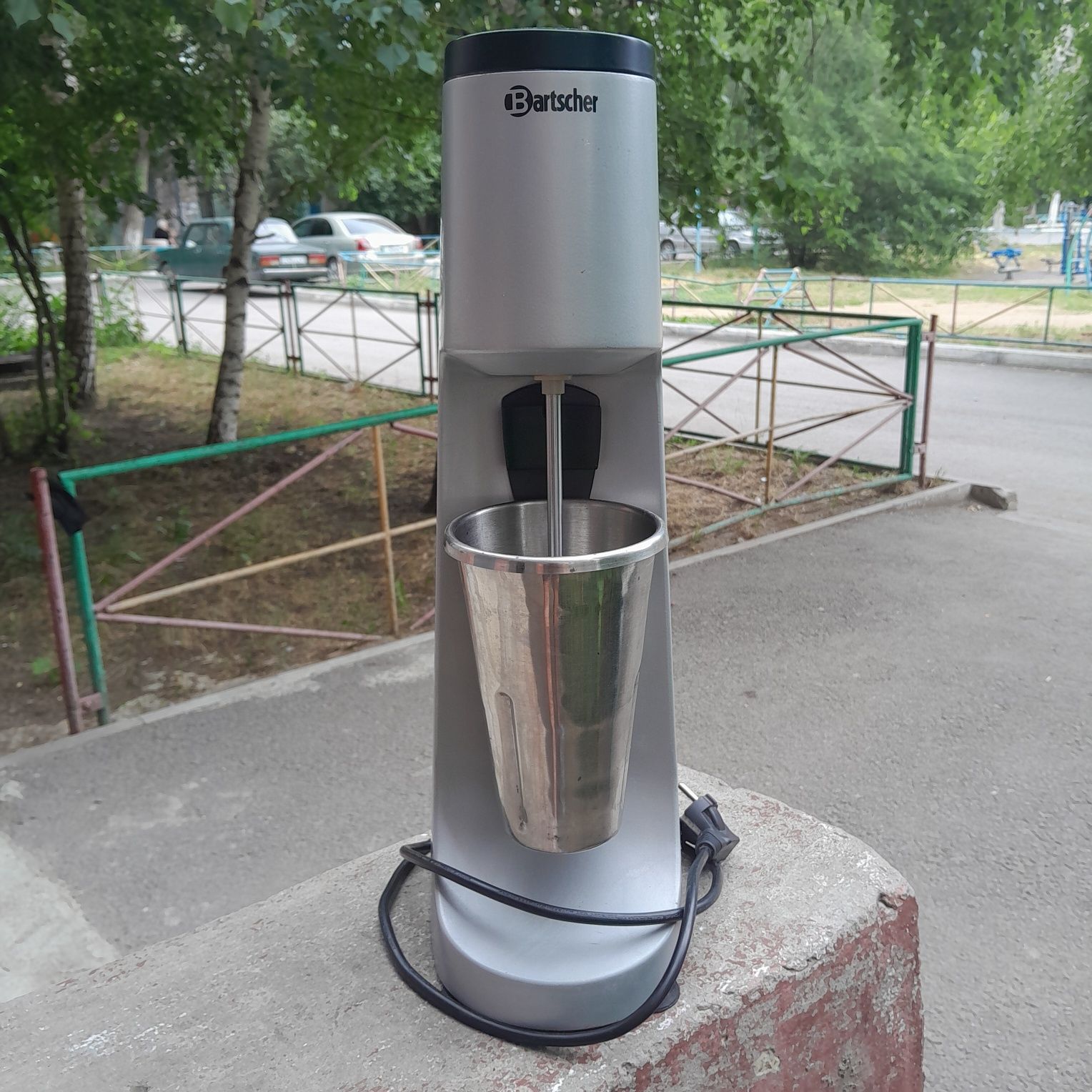 Установки для приготовления коктейлей.