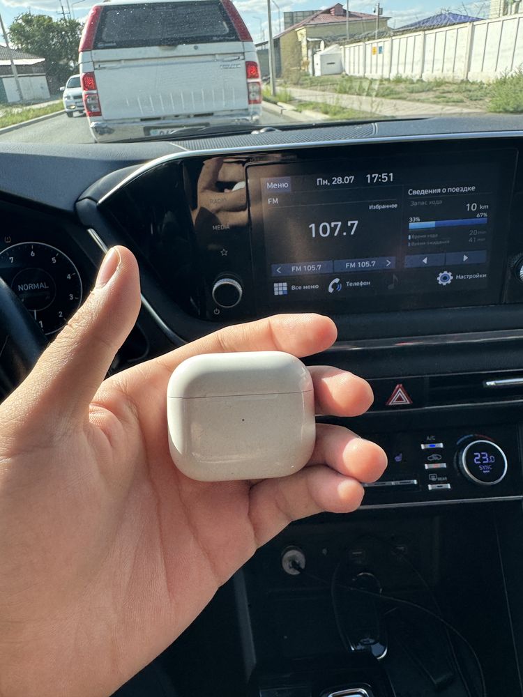 Наушники Apple AirPods 3 with Lightning Charging Case белый