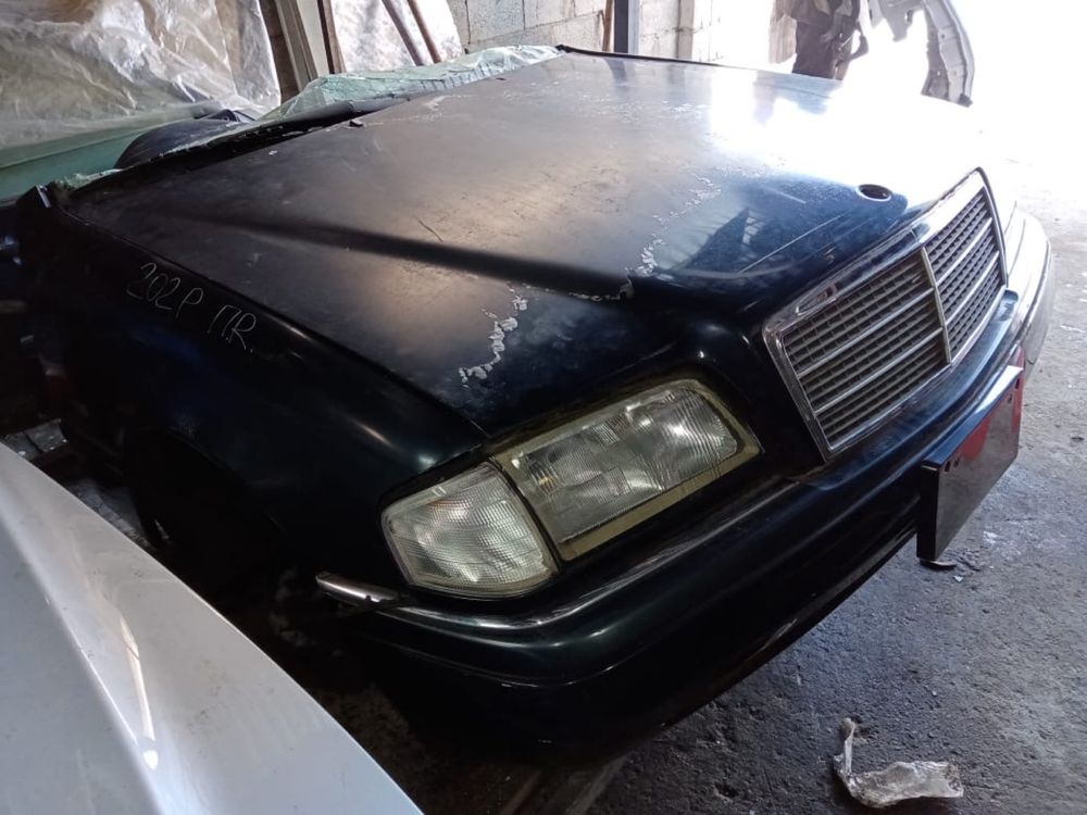 Мерседес  W202 на разбор из Японии.