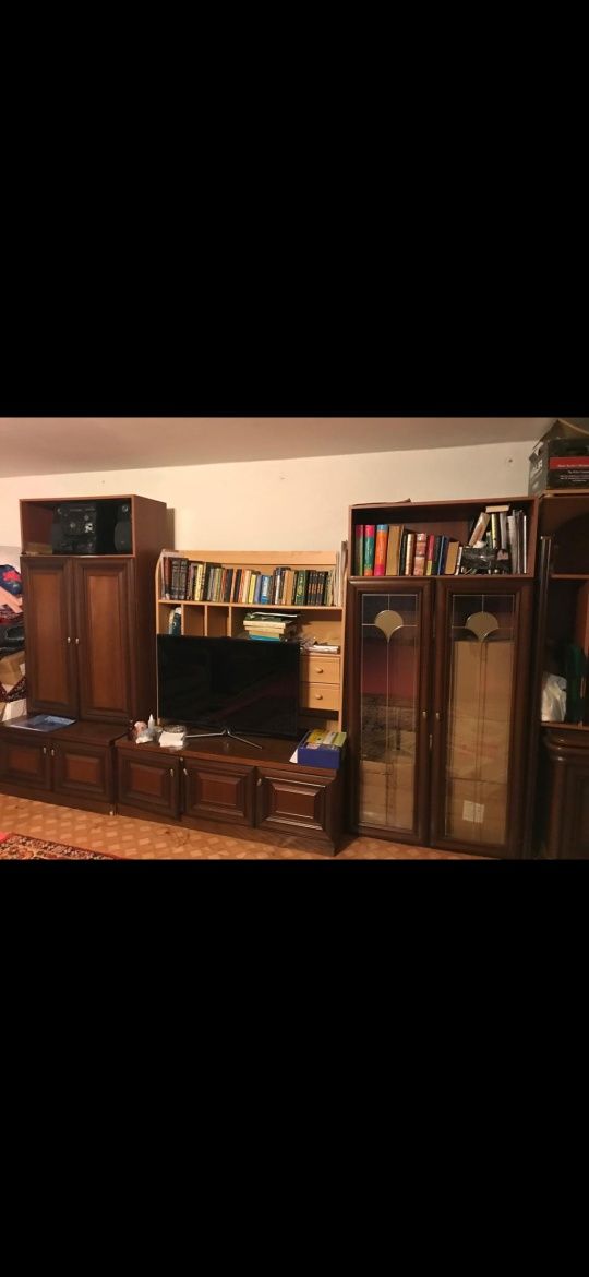 Стенка в хорошем  состоянии