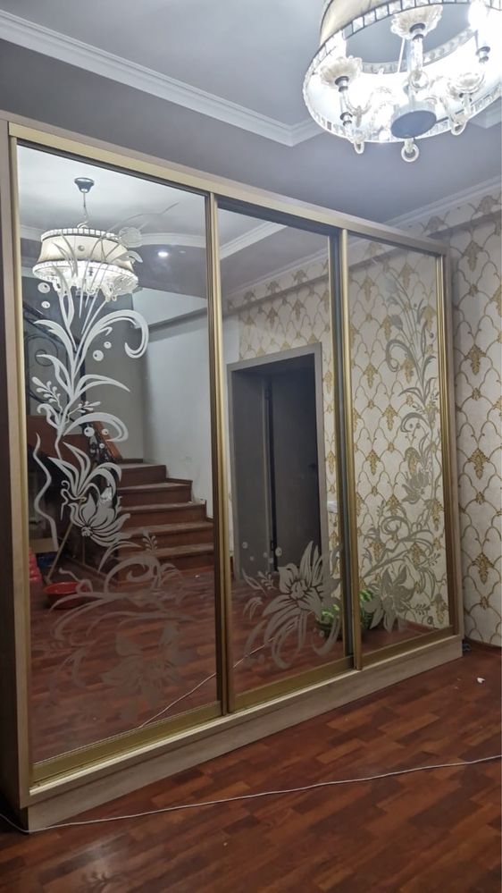 Шкаф купе срочно продам