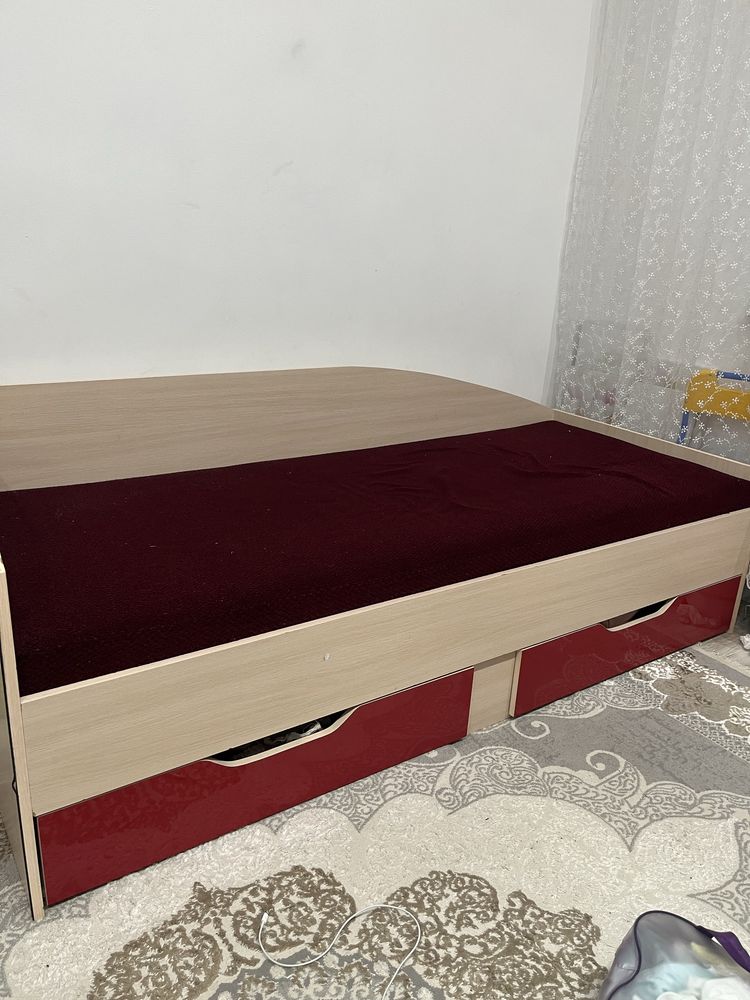 Шкаф кровать бырге сатылады!