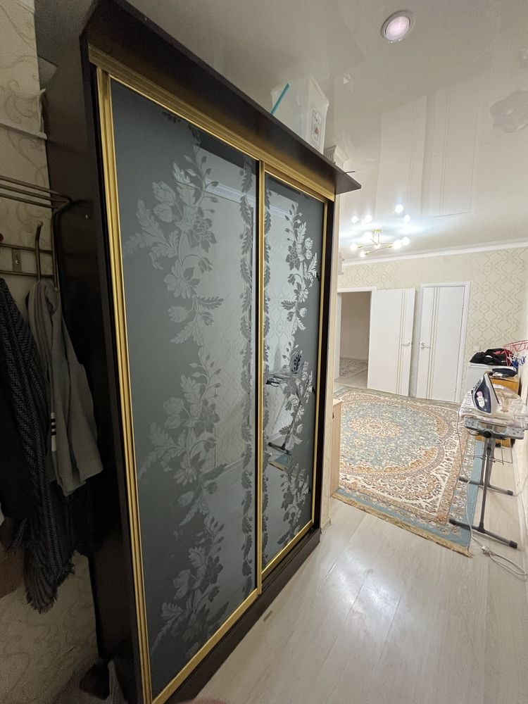 Продается шкаф купе