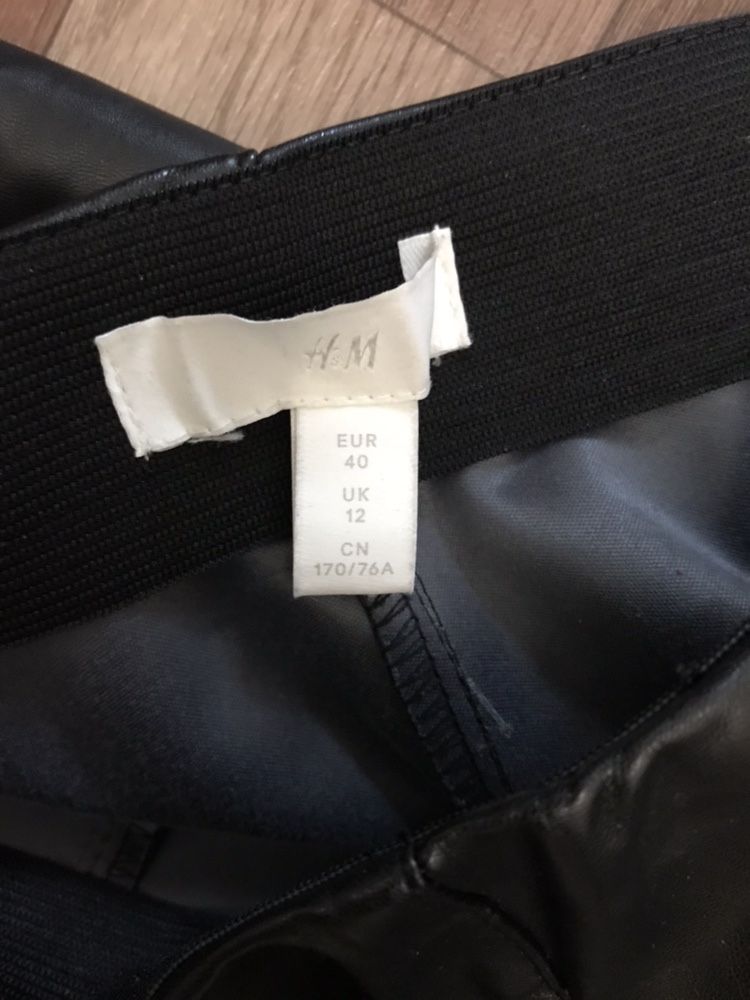 Продам вещи, платья, юбку, кожанные брючки