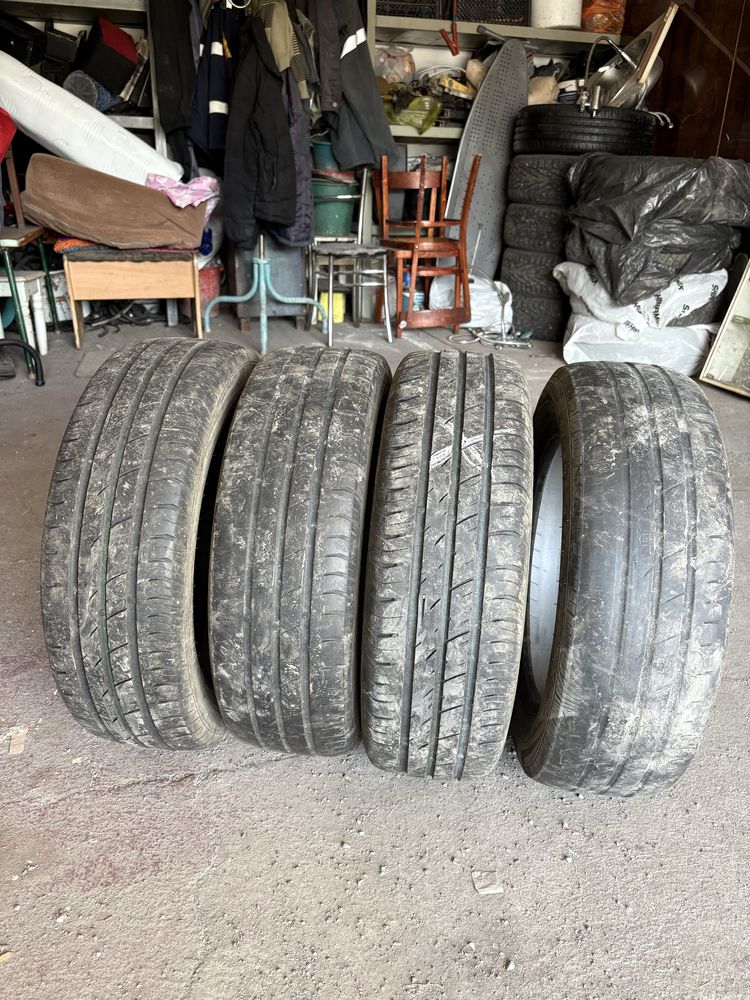 продаются комплект 185/65/R15