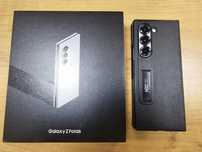 Samsung Z Fold 6