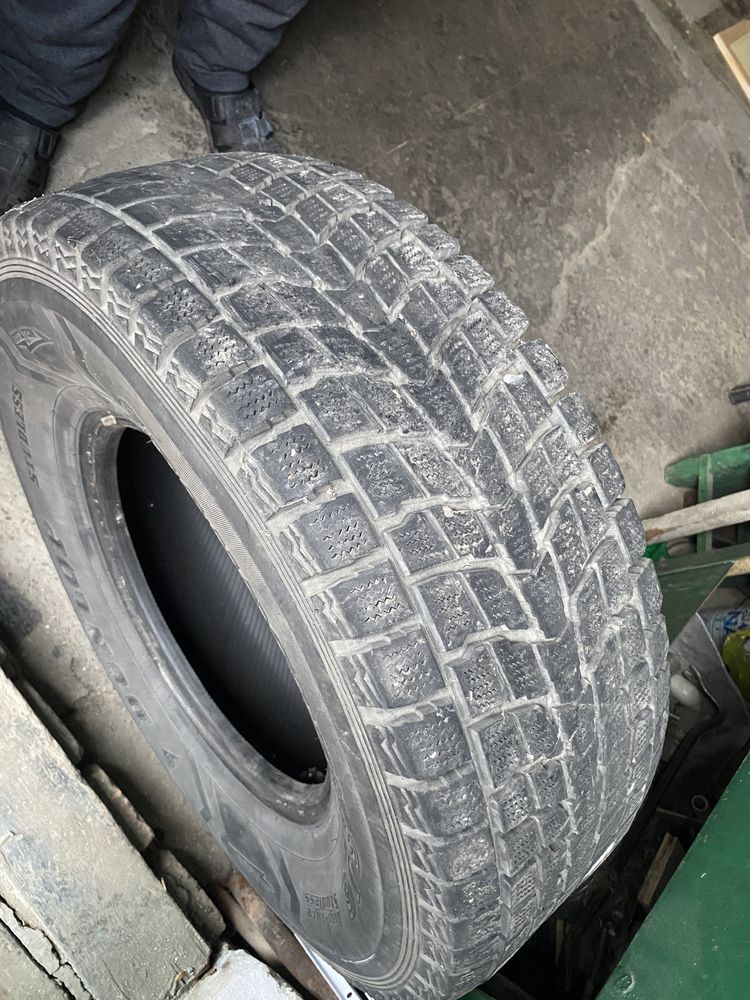 Зимняя шина Dunlop Grandtrek SJ6