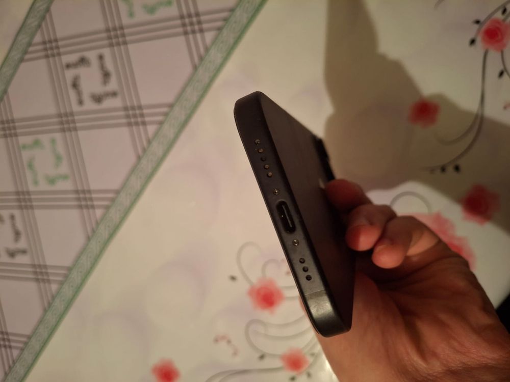 Обменяю iphone 15