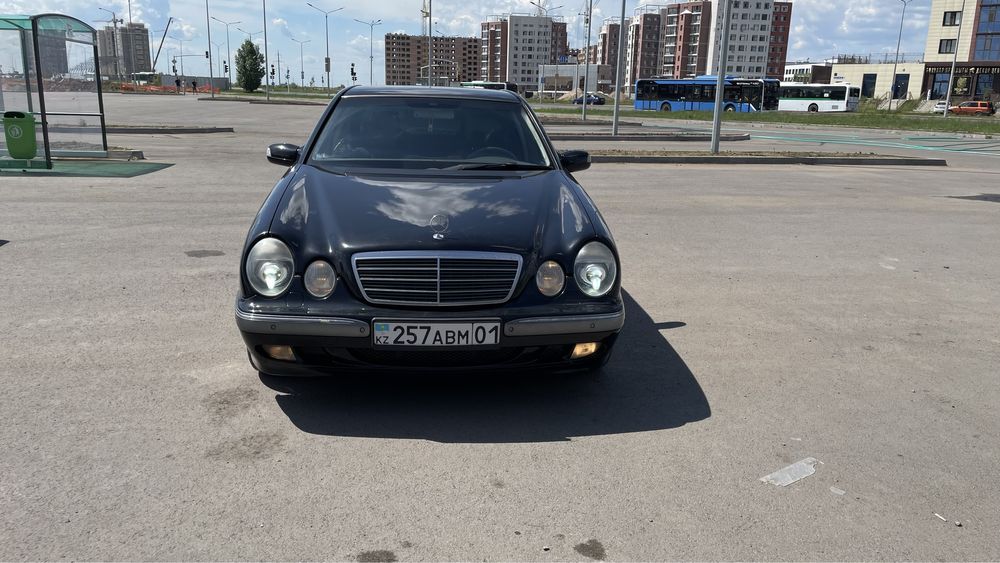 Продам мерседес 210 Рестайлинг