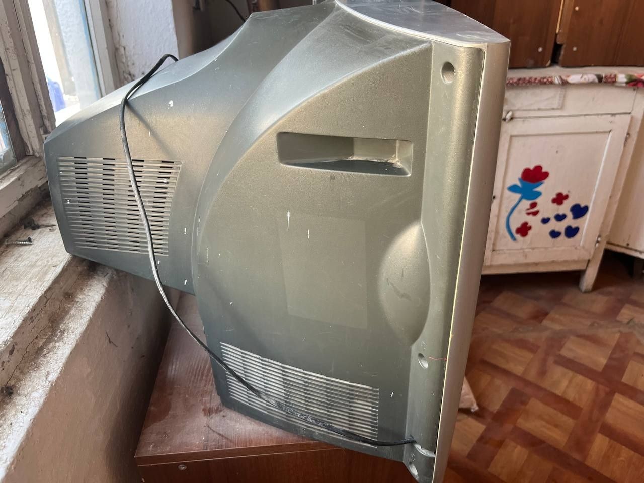Продам телевизоры LG