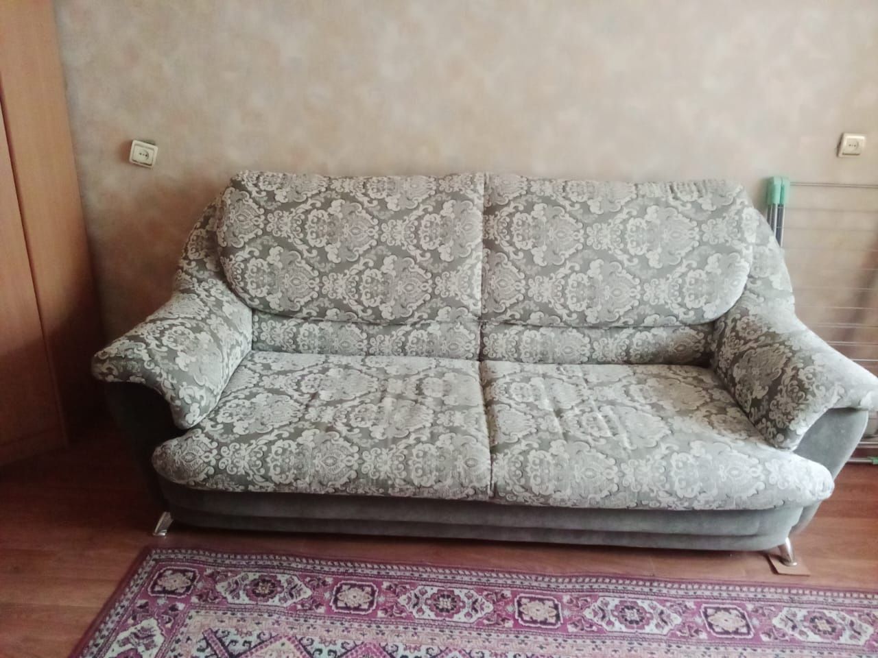 Продам диван раскладушка, 2 м в ширину