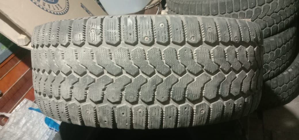 Продам 4зимние шины