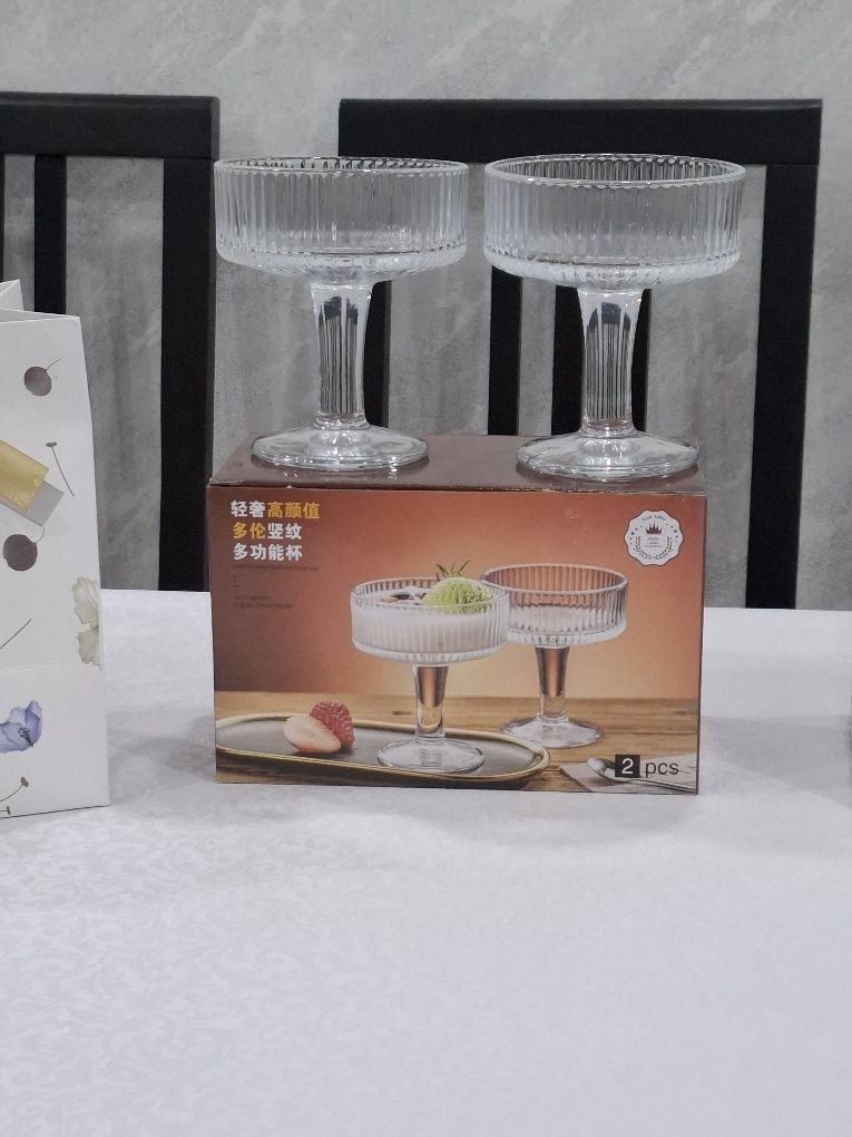 Продам тойбастар 2шт креманки отличного качества.13шт .Цена 1500 .