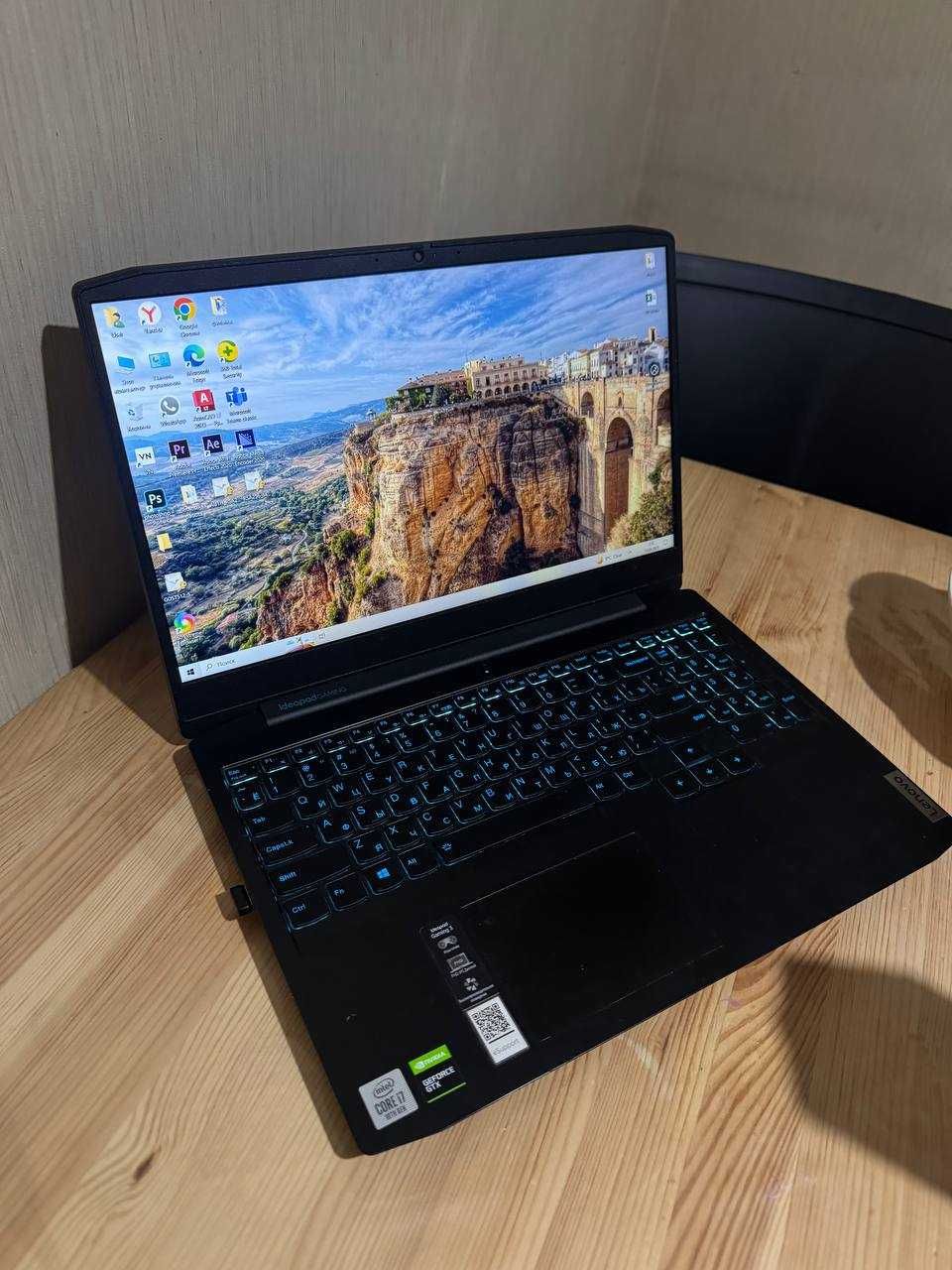 игровой ноутбук Lenovo DESKTOP-1A7HF61