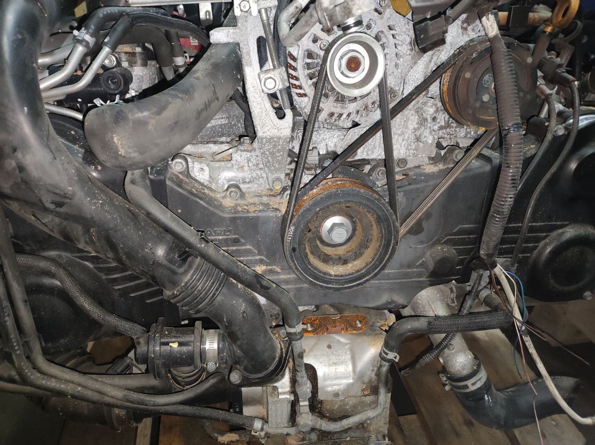 Двигатель коробка Субару  ej255 ej204 вариатор tr690