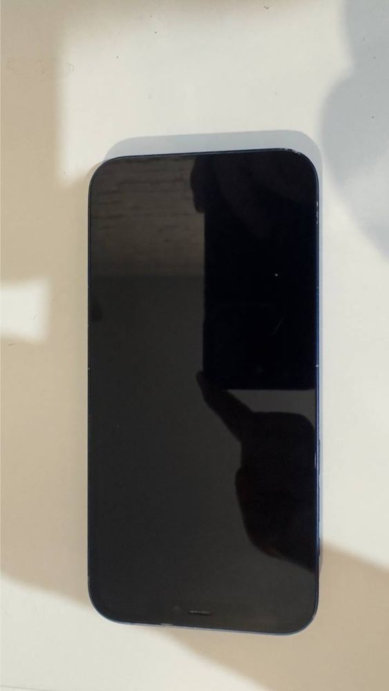 iPhone 12 — 128 ГБ / Отличное состояние