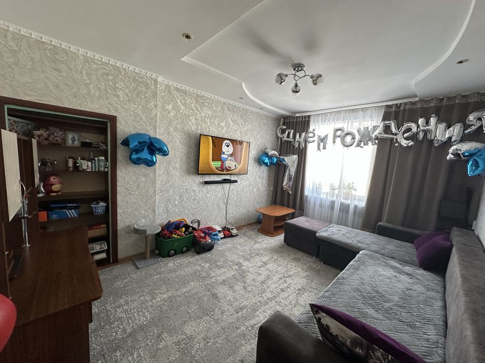 Продам 2х комнатную квартиру в центре