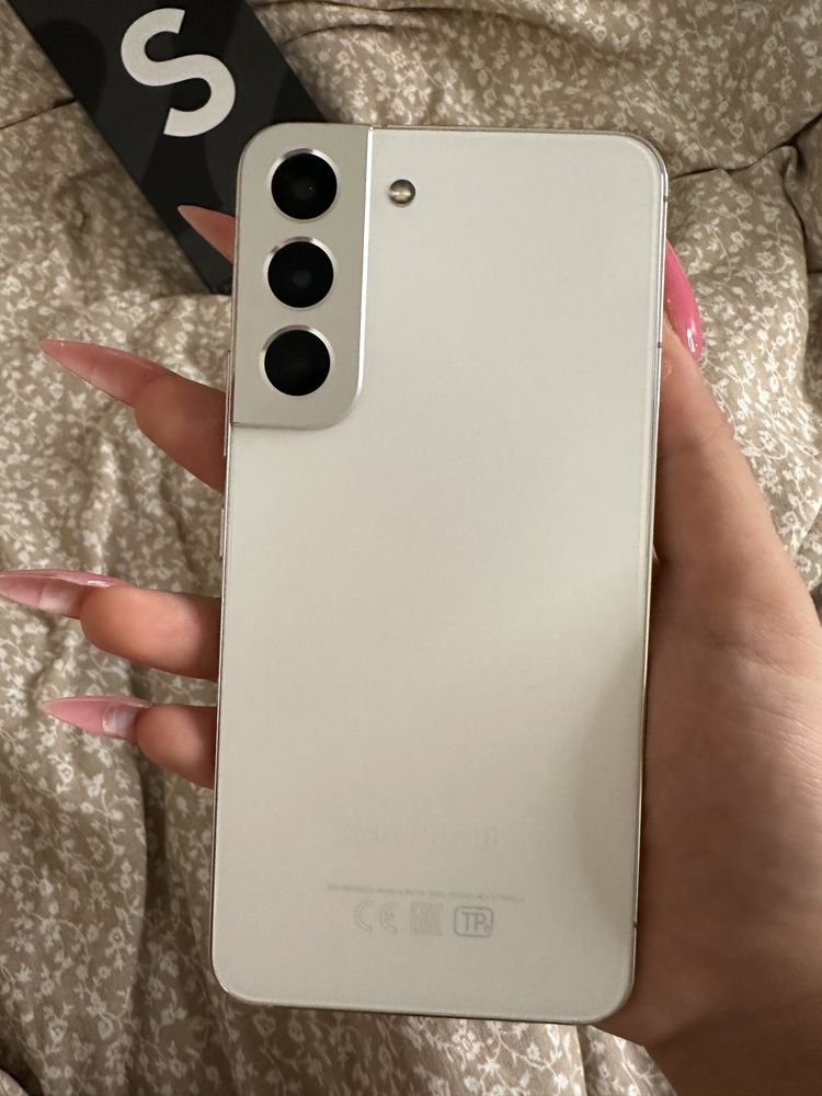 Samsung S22, 128gb. Состояние идеальное