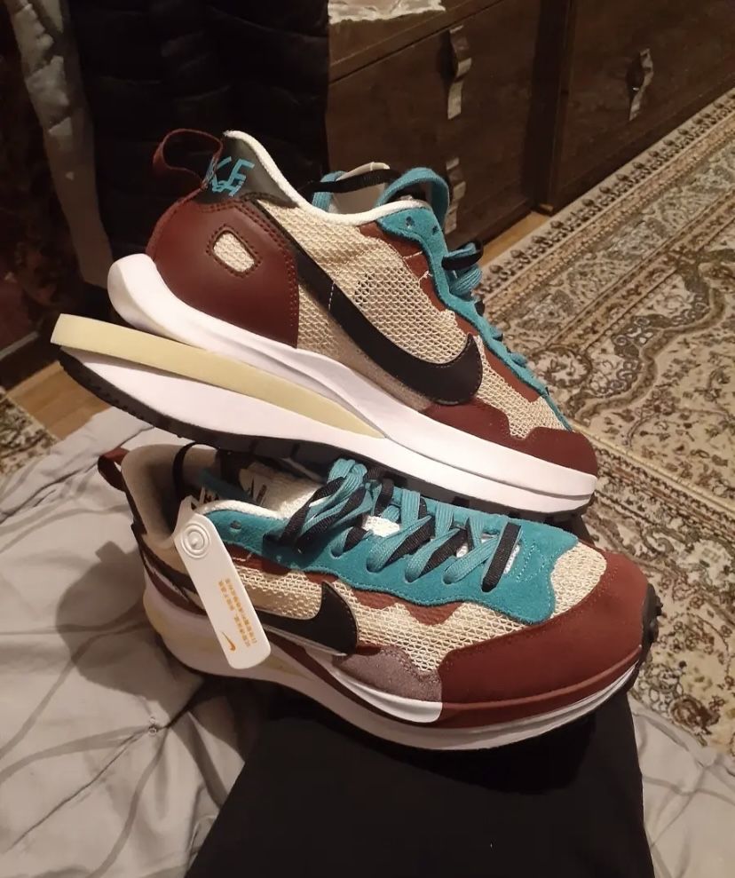 Кроссовка NIKE 41