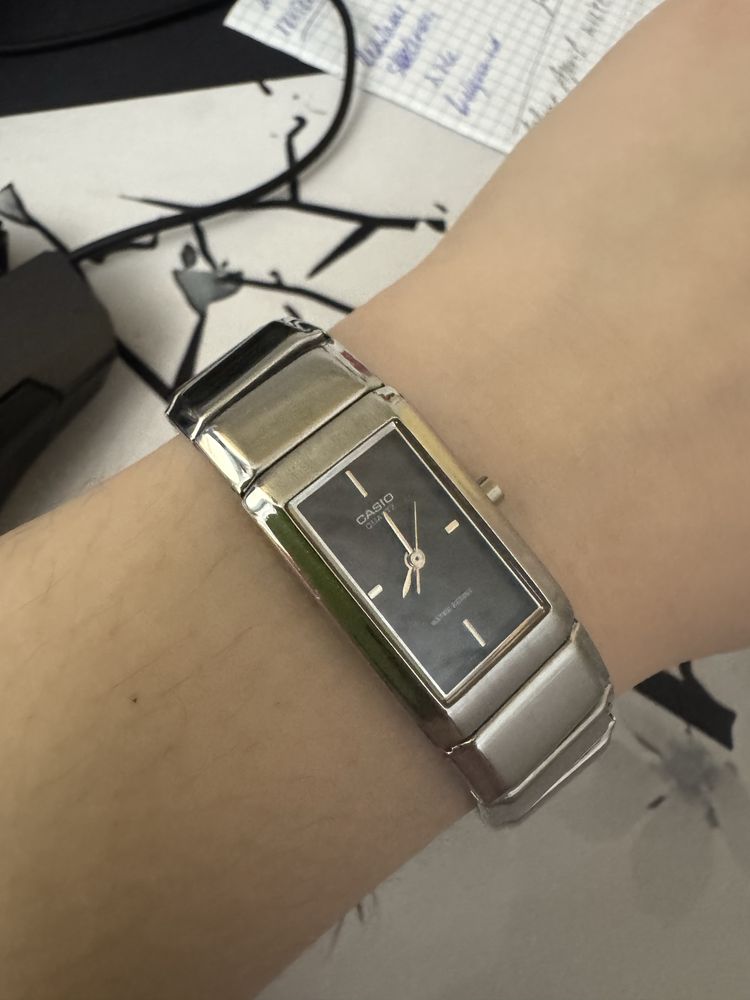 Часы женские Casio quartz water resist